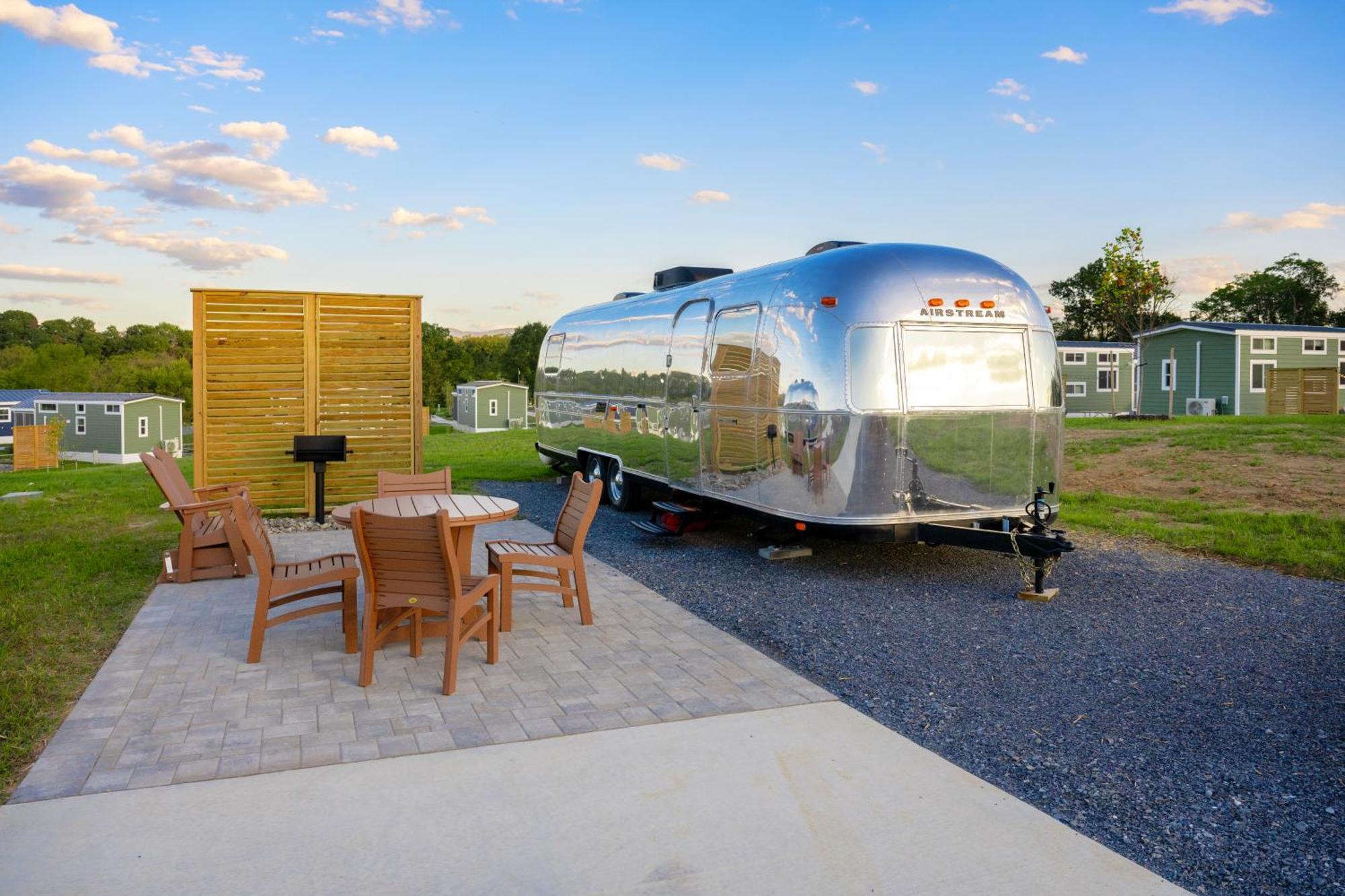 Luray Rv Resort On Shenandoah River Eksteriør billede